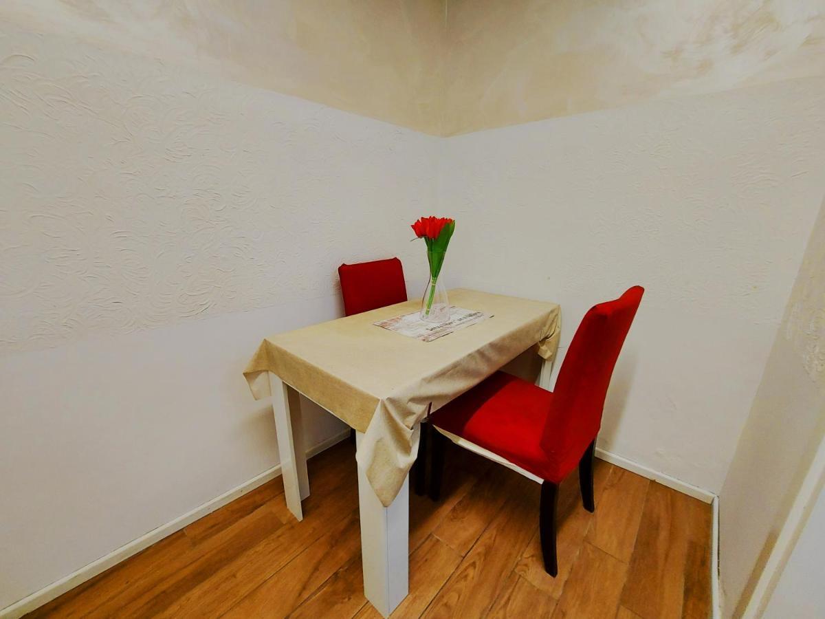 Free Breakfast - Big Apartment In The Heart Of Roma Exterior foto
